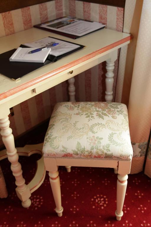 Hotel Petit Prince Antagnod Værelse billede