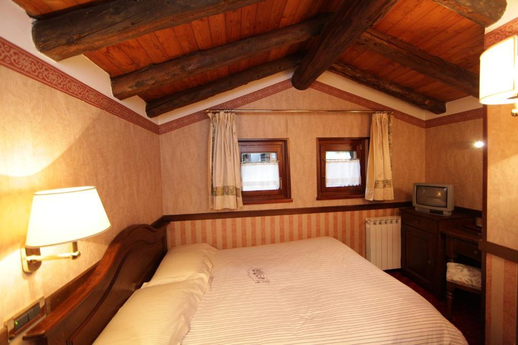 Hotel Petit Prince Antagnod Værelse billede