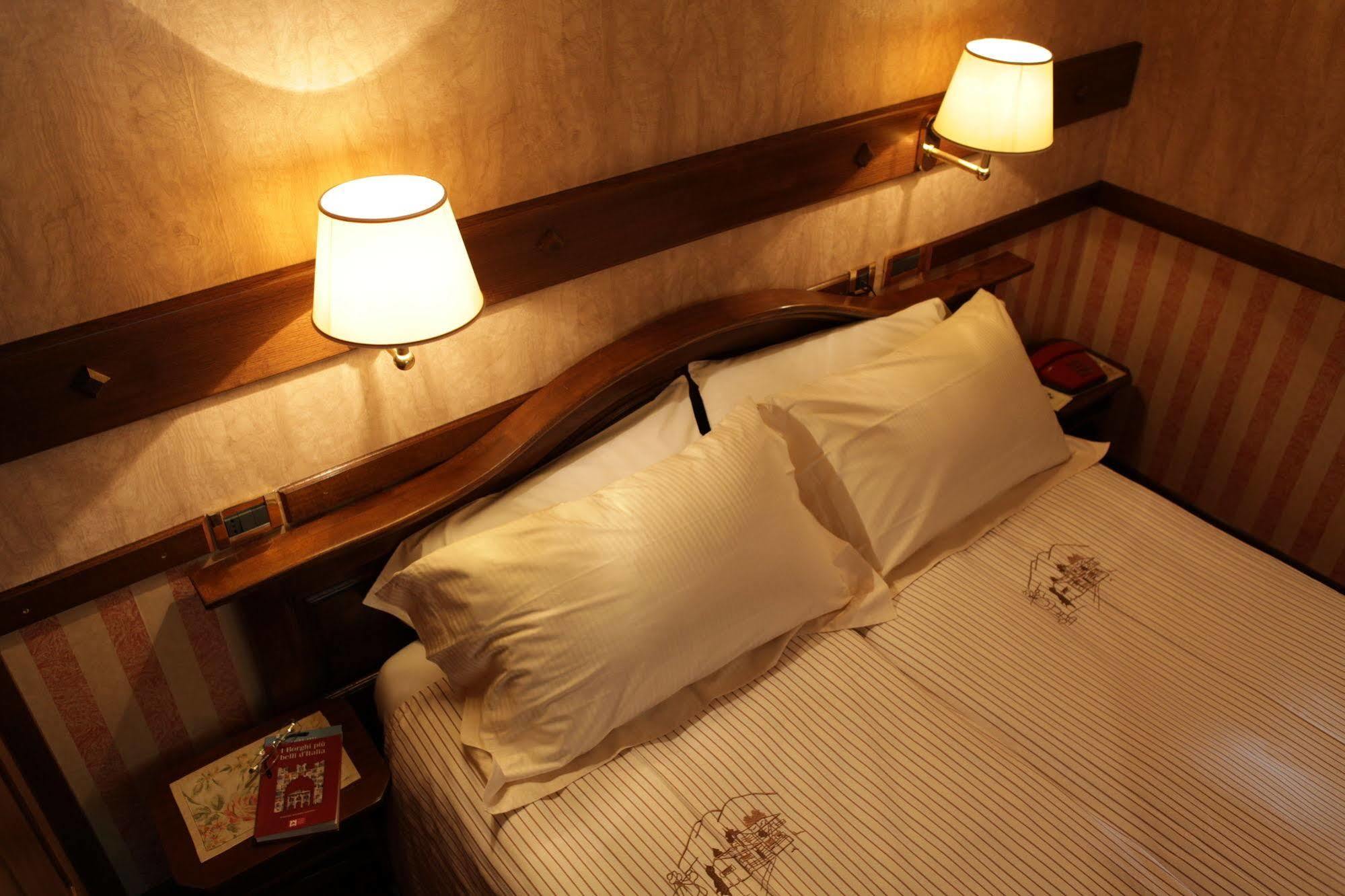 Hotel Petit Prince Antagnod Eksteriør billede